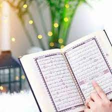 Adab-Adab yang Harus Diperhatikan saat Membaca Al-Qur'an